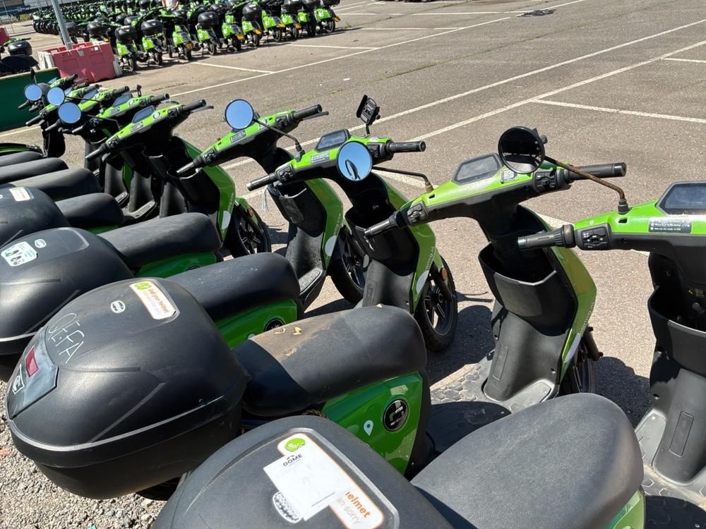 Super SOCO CUx electric fixer upper and salvage scooters (20x)