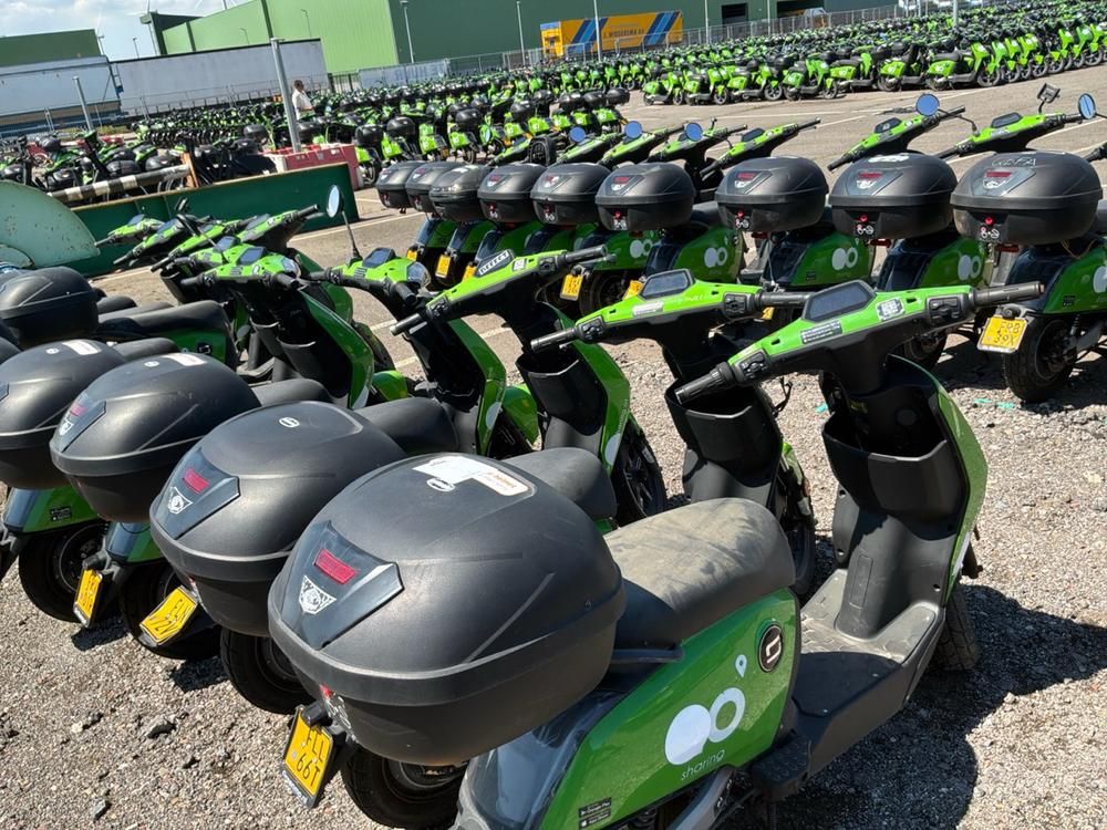 Super SOCO CUx electric fixer upper and salvage scooters (20x)