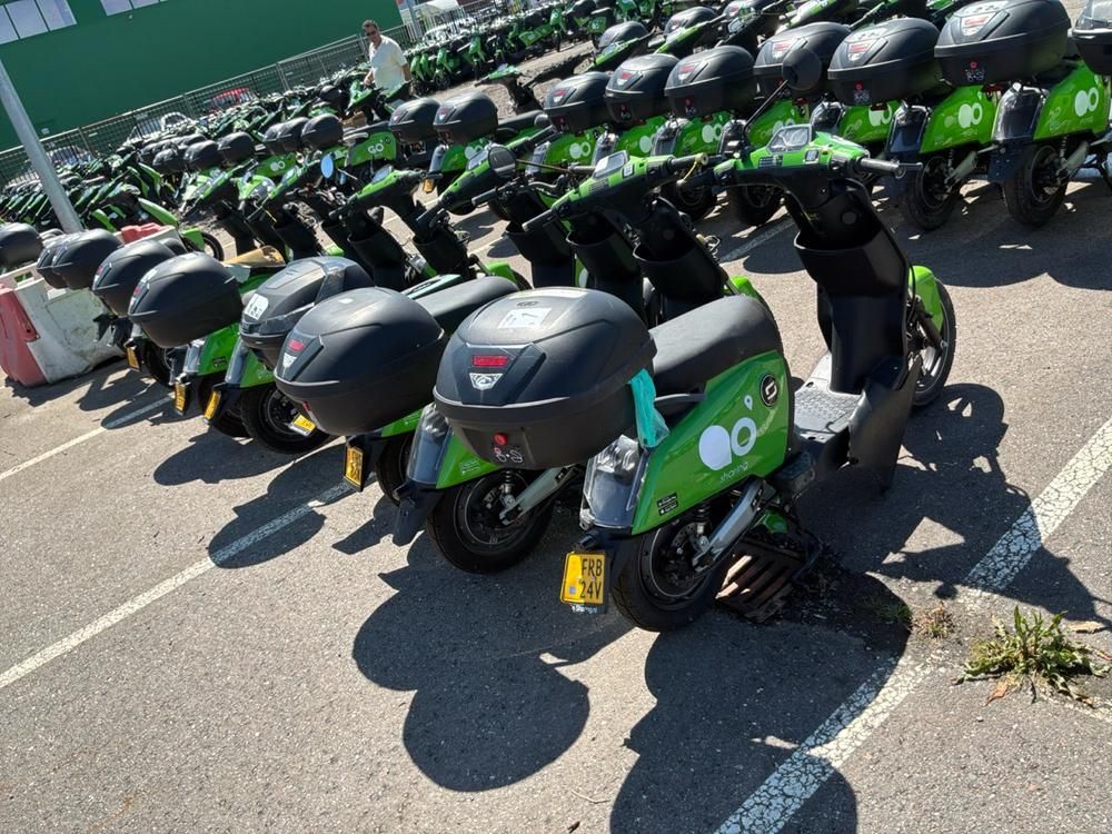 Super SOCO CUx electric salvage scooters (10x)