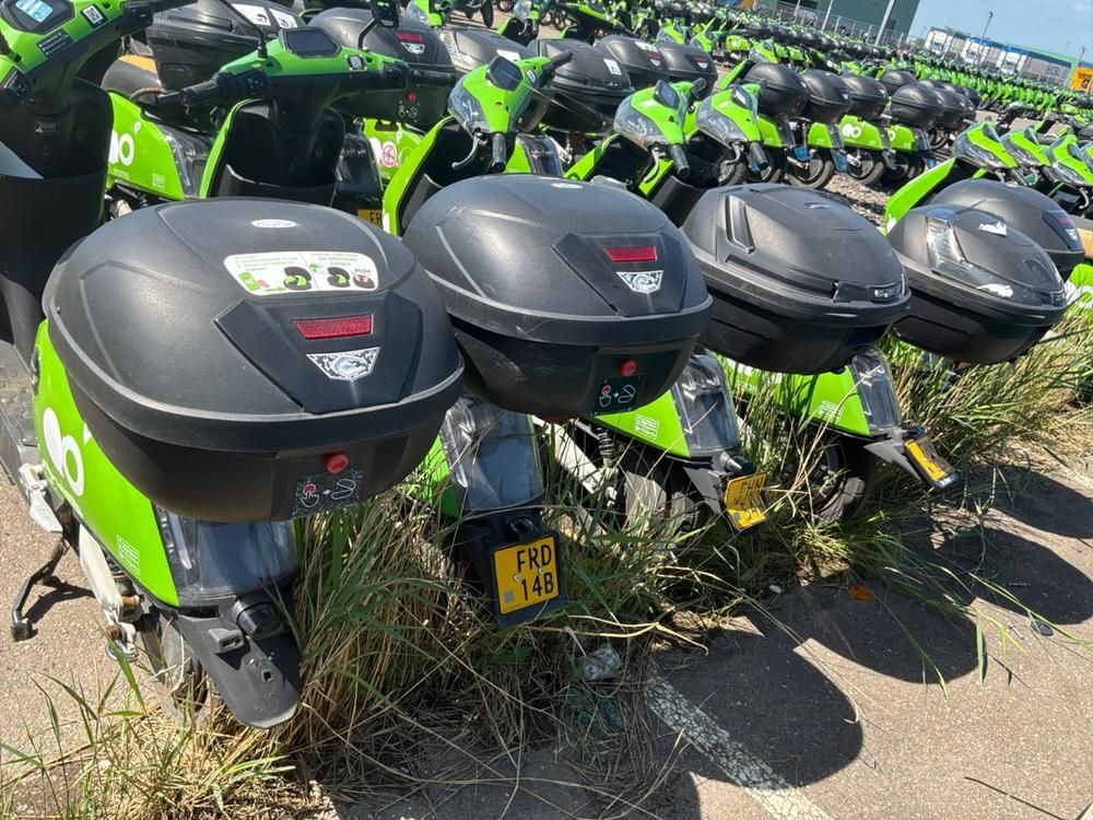Super SOCO CUx electric fixer upper scooters (5x)