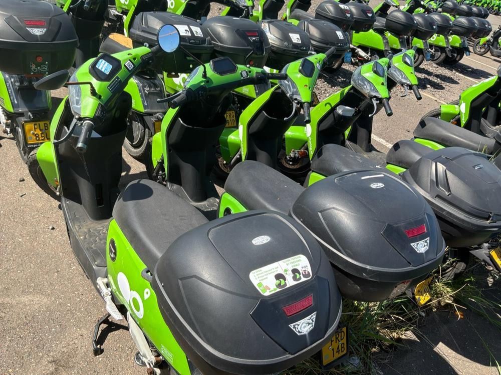Super SOCO CUx electric fixer upper scooters (5x)