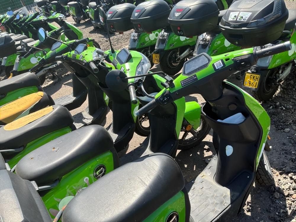 Super SOCO CUx electric fixer upper scooters (5x)