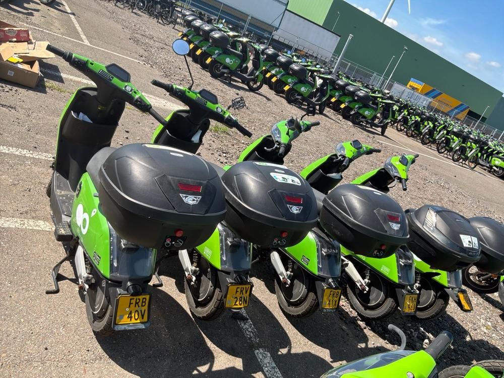 Super SOCO CUx electric fixer upper scooters (5x)
