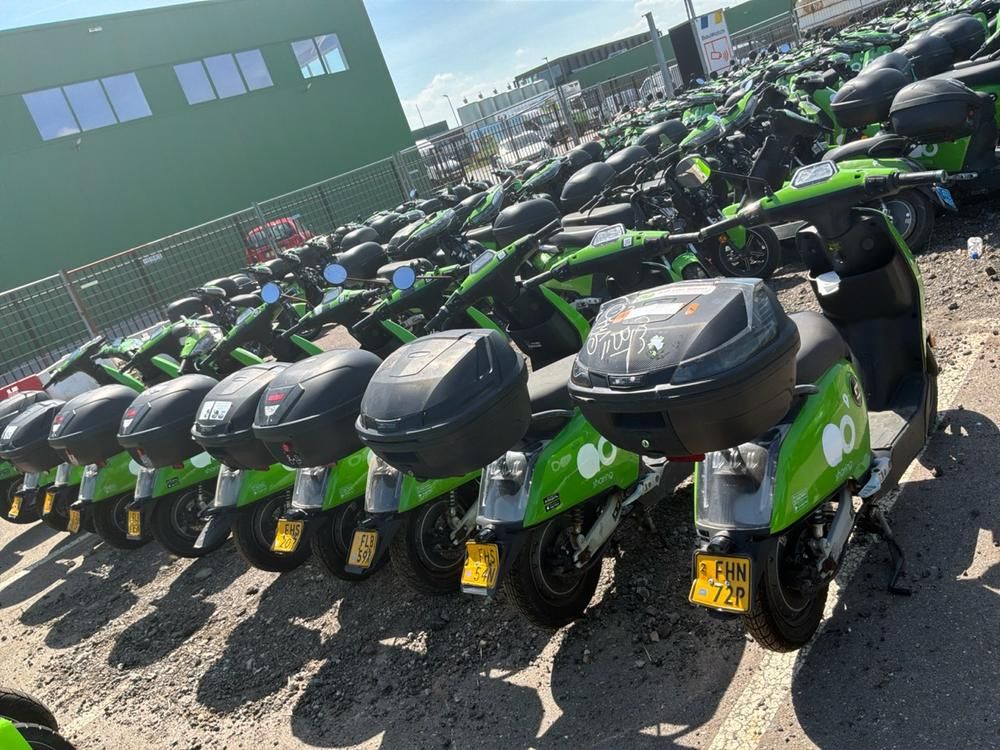 Super SOCO CUx electric fixer upper scooters (10x)