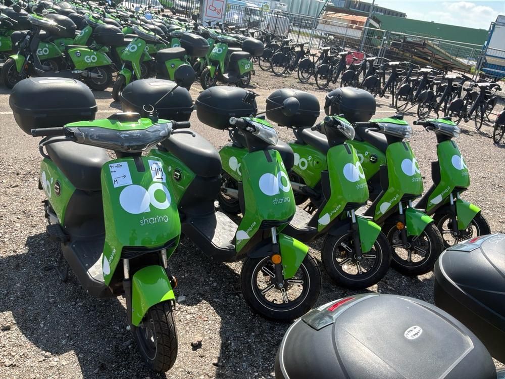 Super SOCO CUx electric fixer upper scooters (5x)