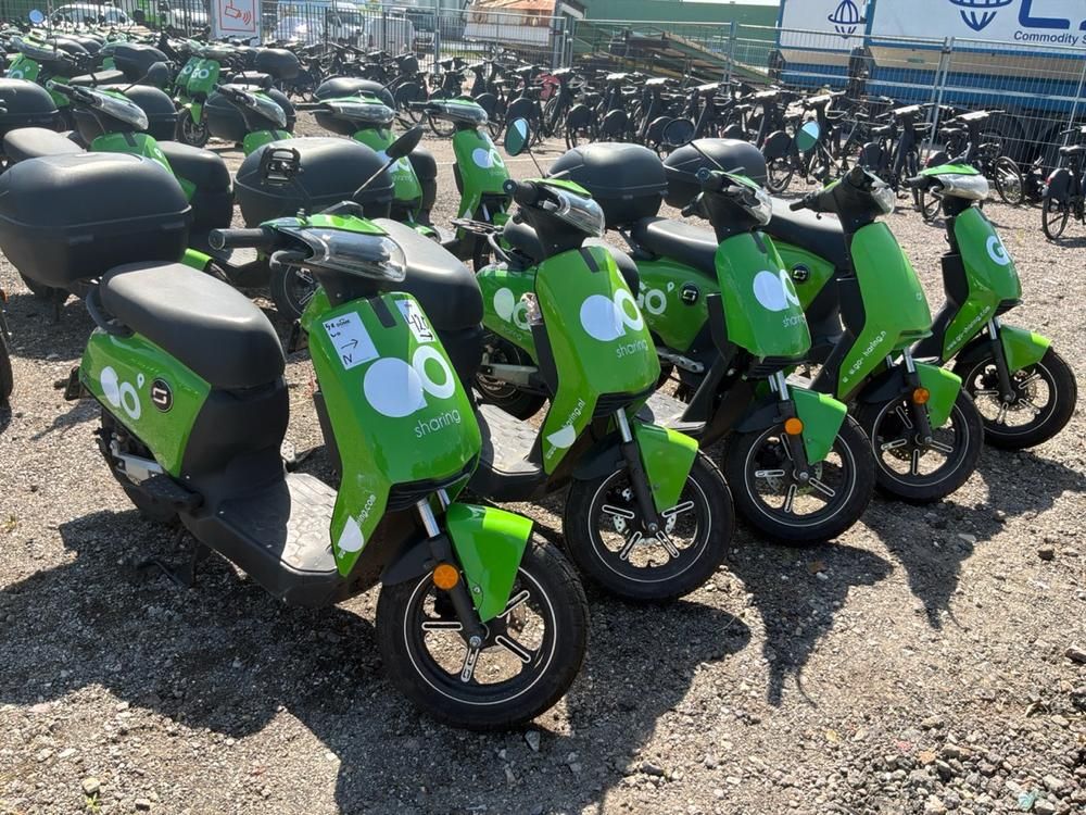 Super SOCO CUx electric fixer upper scooters (5x)