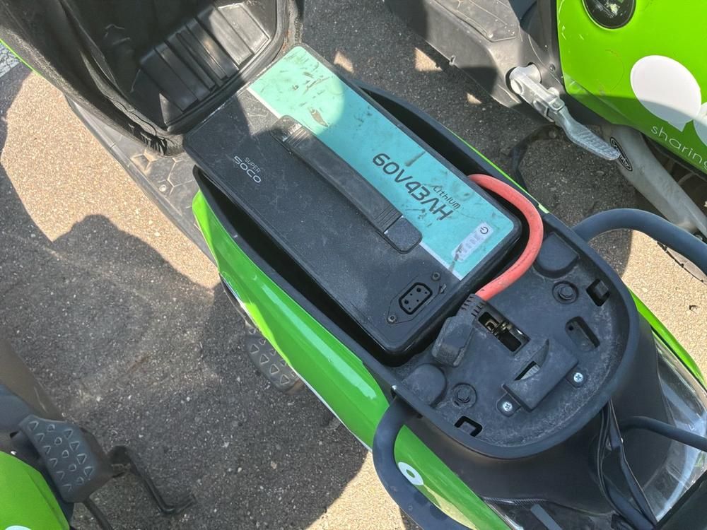 Super SOCO CUx electric fixer upper scooters (5x)