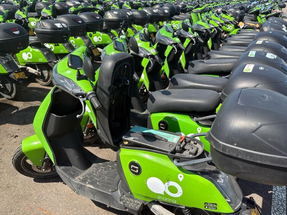 Super SOCO CUx electric fixer upper scooters (10x)