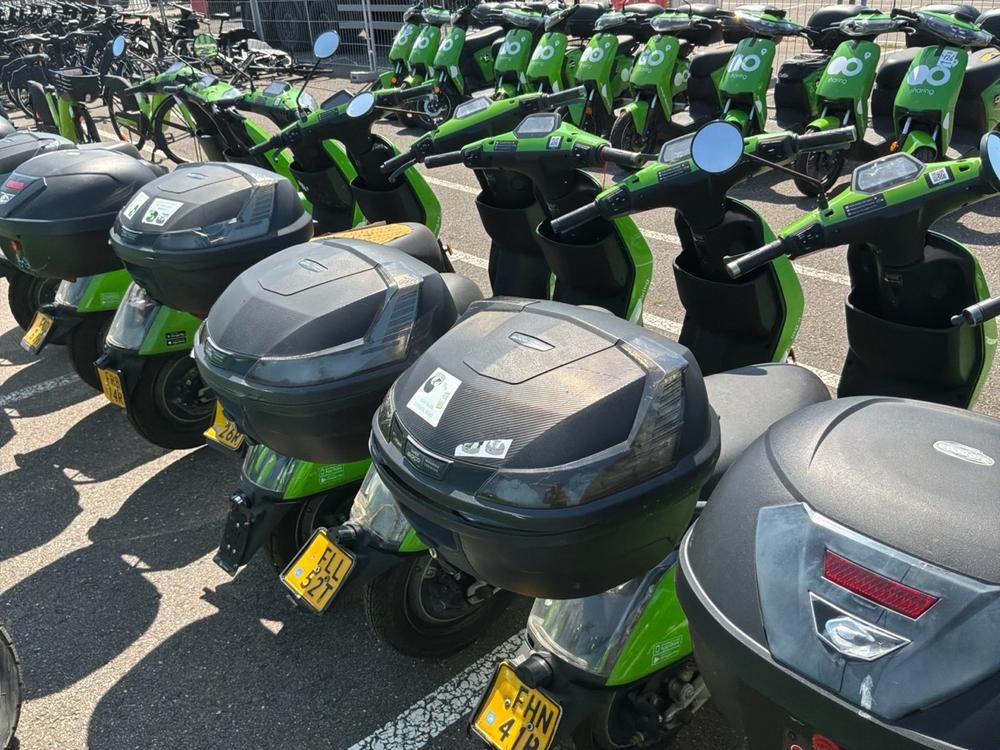 Super SOCO CUx electric fixer upper scooters (10x)