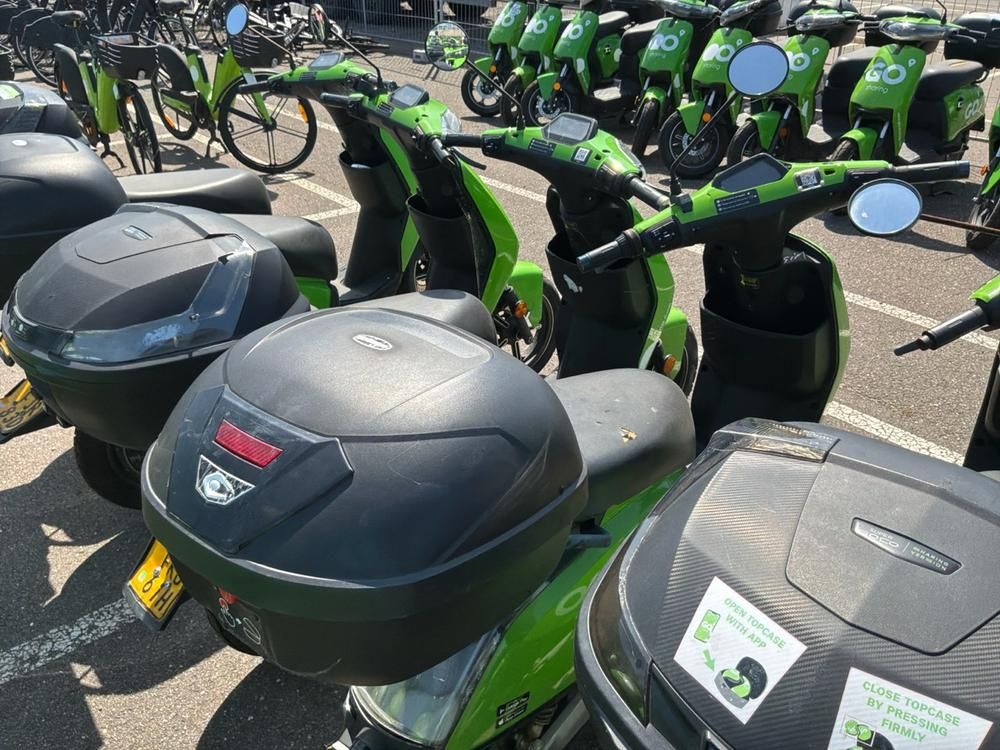 Super SOCO CUx electric fixer upper scooters (10x)