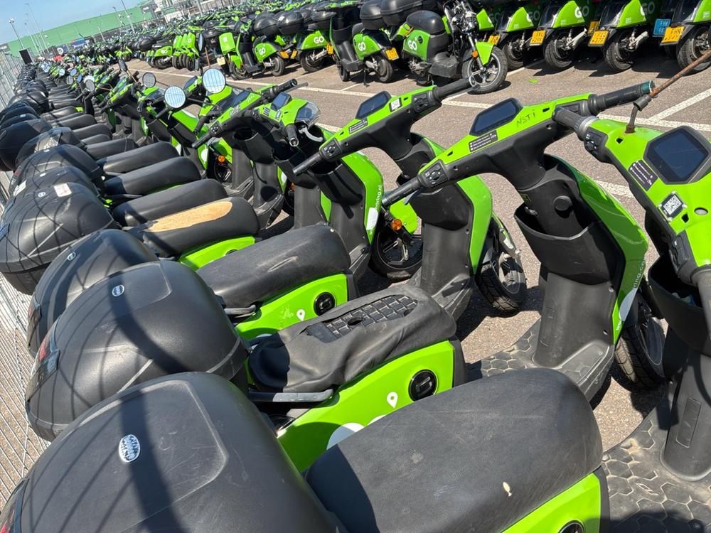 Super SOCO CUx electric fixer upper scooters (10x)