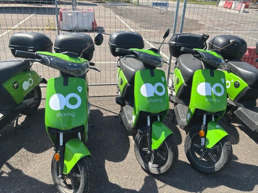 Super SOCO CUx electric fixer upper scooters (10x)