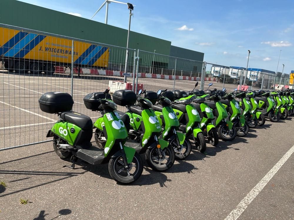 Super SOCO CUx electric fixer upper scooters (10x)