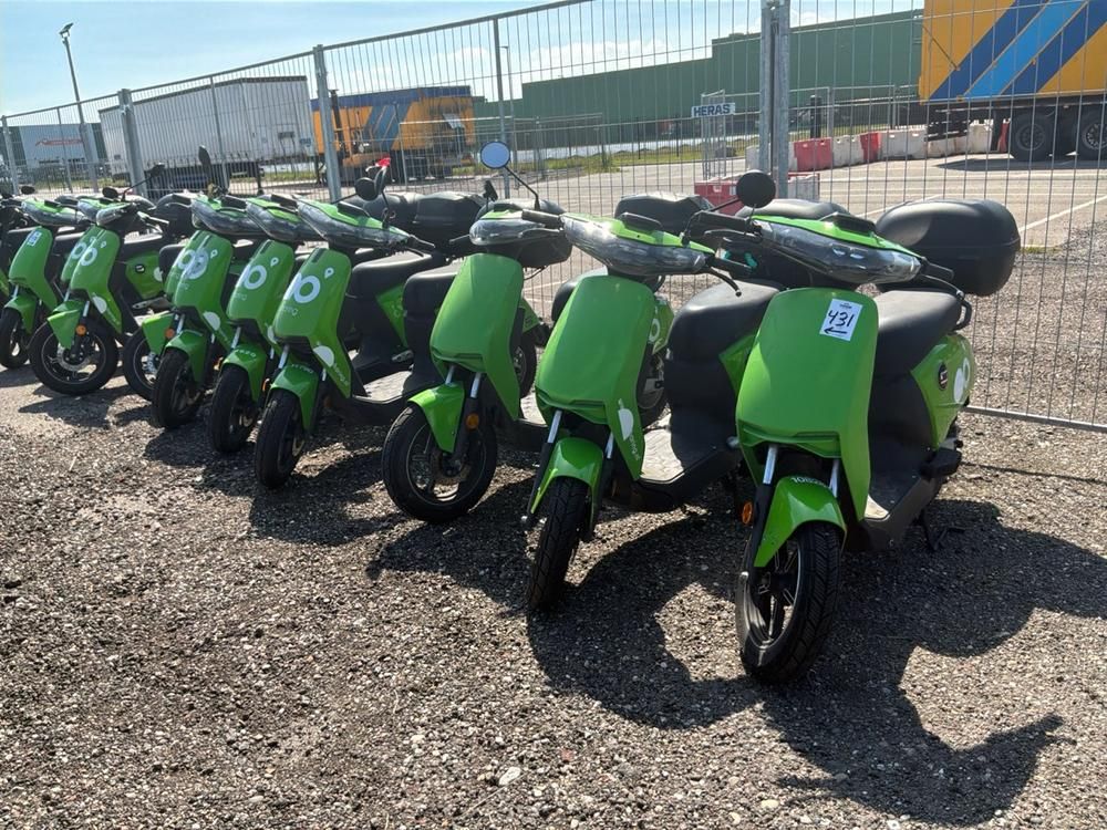 Super SOCO CUx electric fixer upper scooters (10x)