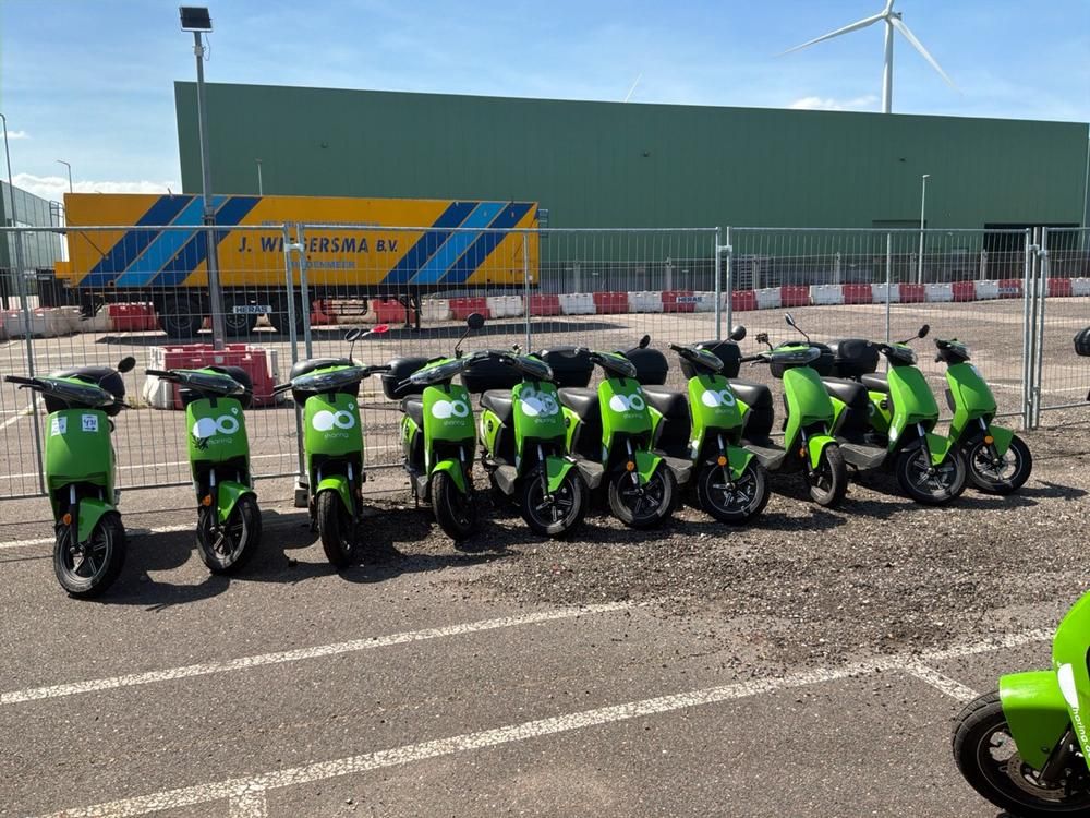 Super SOCO CUx electric fixer upper scooters (10x)