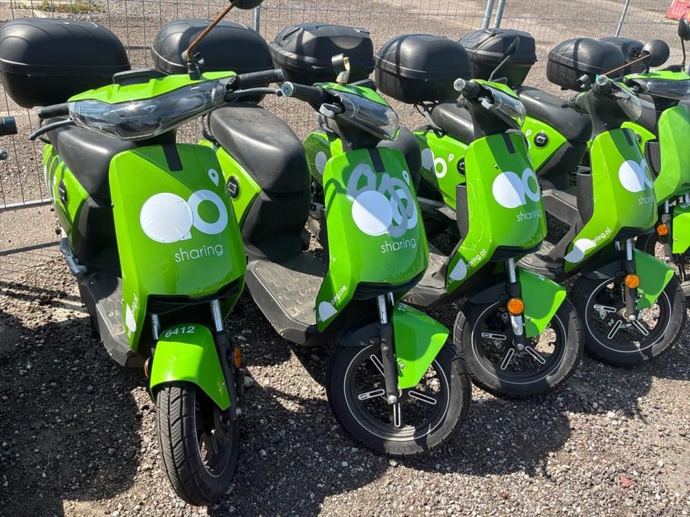 Super SOCO CUx electric fixer upper scooters (10x)