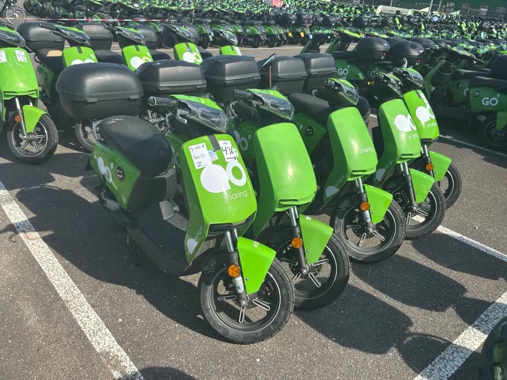 Super SOCO CUx electric fixer upper scooters (5x)