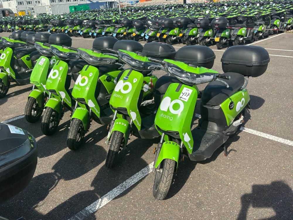 Super SOCO CUx electric fixer upper scooters (5x)