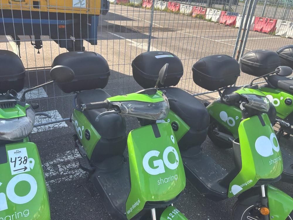 Super SOCO CUx electric fixer upper scooters (10x)