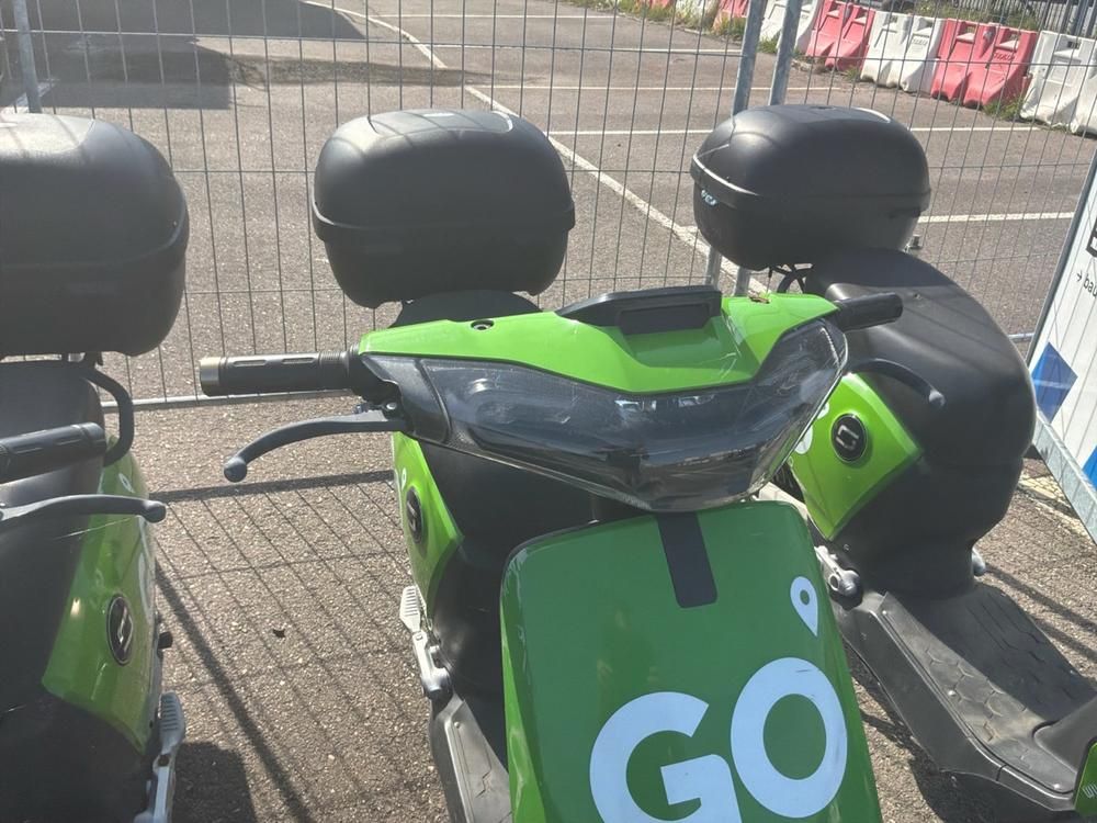 Super SOCO CUx electric fixer upper scooters (10x)