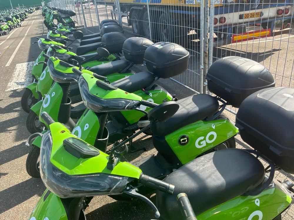 Super SOCO CUx electric fixer upper scooters (10x)