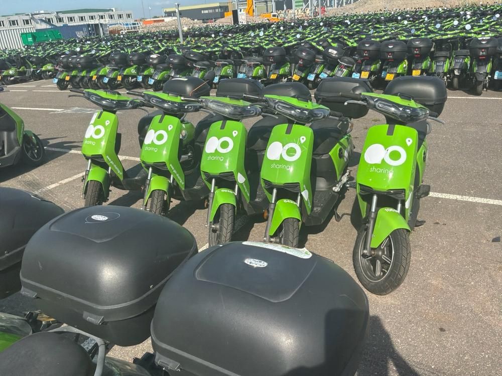 Super SOCO CUx electric fixer upper scooters (15x)