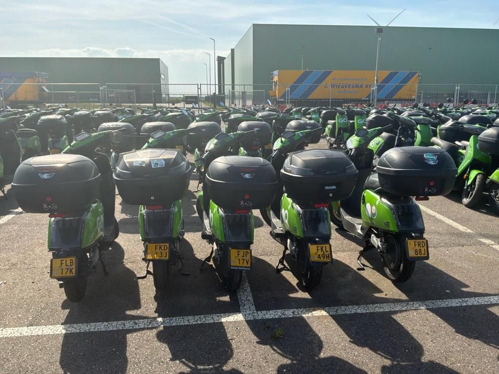 Super SOCO CUx electric fixer upper scooters (15x)