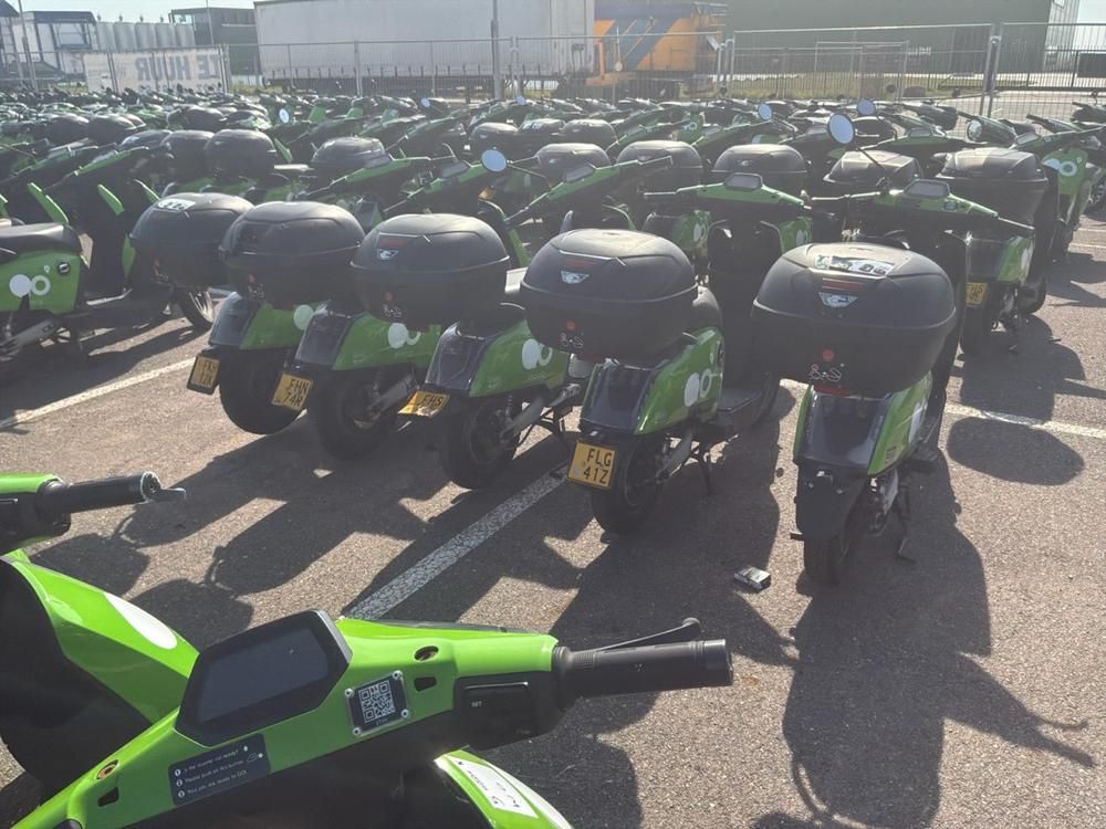 Super SOCO CUx electric fixer upper scooters (15x)