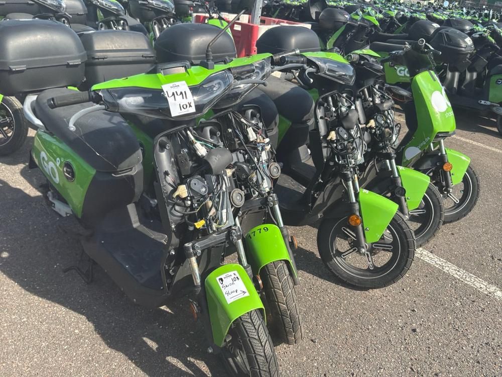 Super SOCO CUx electric salvage mopeds (10x)