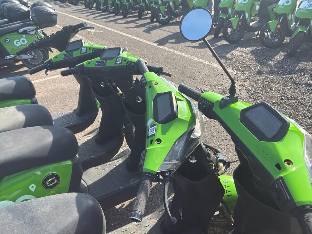 Super SOCO CUx electric salvage mopeds (10x)
