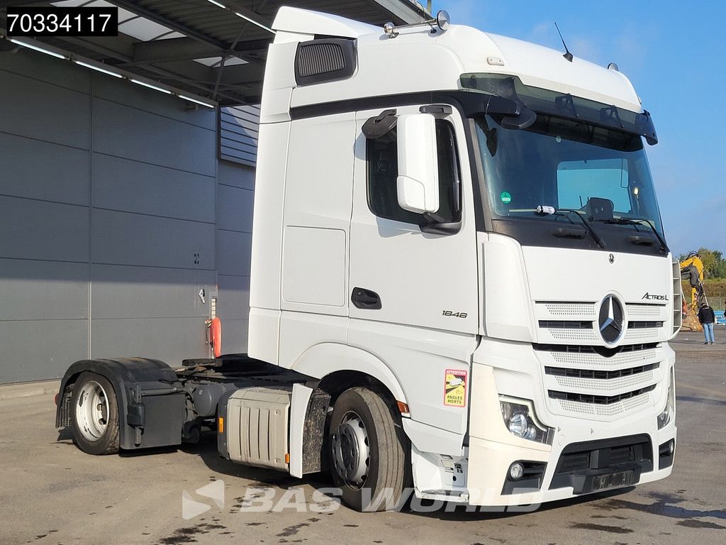 Mercedes Actros Actros 1848 4X2 BigSpace Mega Retarder Standklima ACC Navi