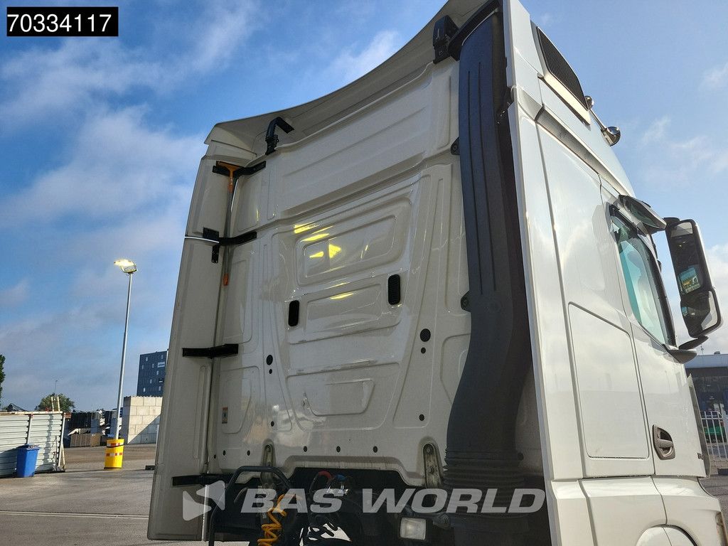 Mercedes Actros Actros 1848 4X2 BigSpace Mega Retarder Standklima ACC Navi