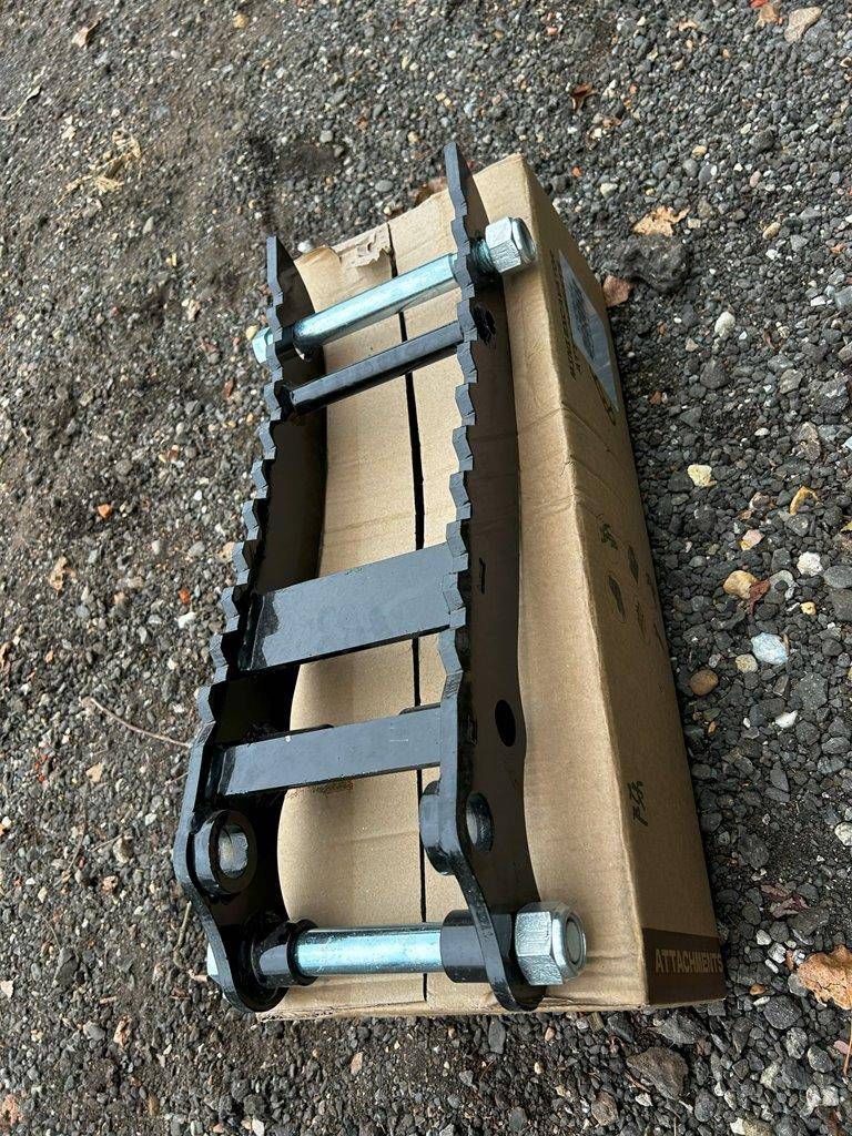 Daumen hoch für den neuen Minibagger!