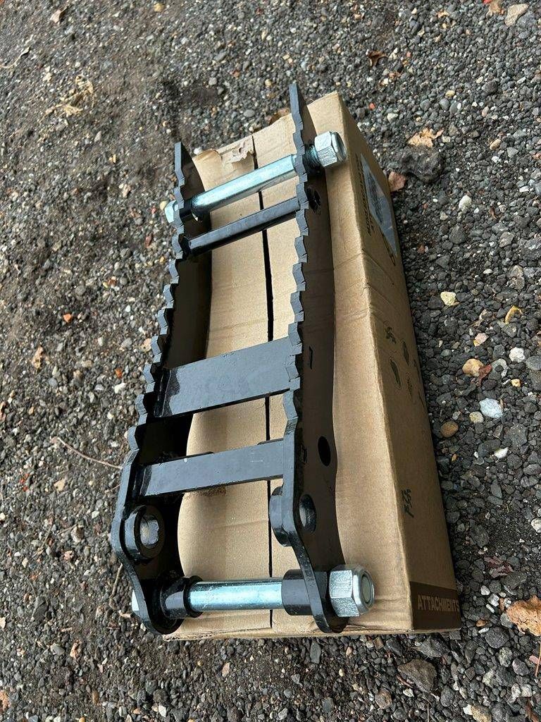 Daumen hoch für den neuen Minibagger!