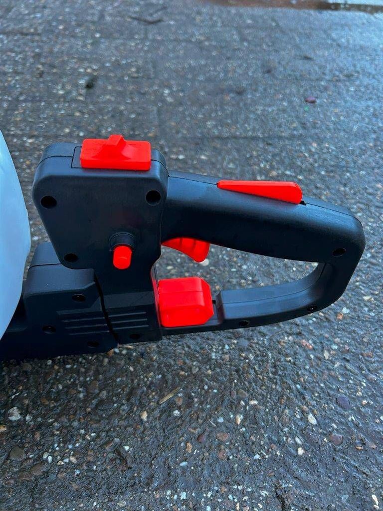 Hotoka Petrol Hedge Trimmer