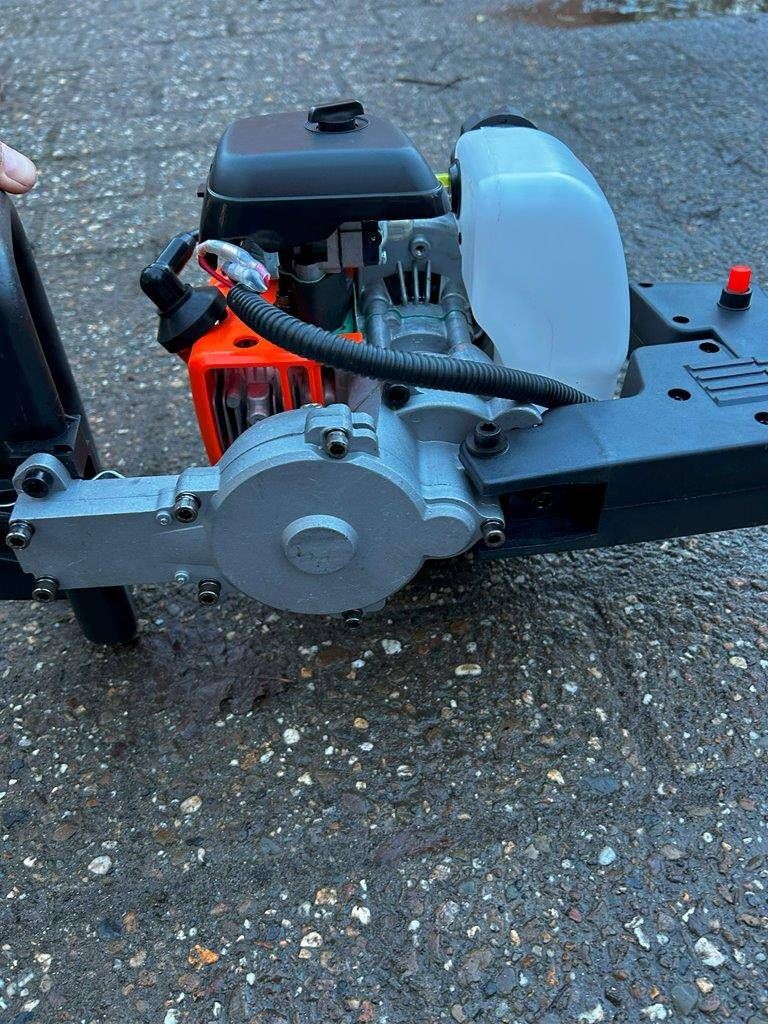 Hotoka Petrol Hedge Trimmer