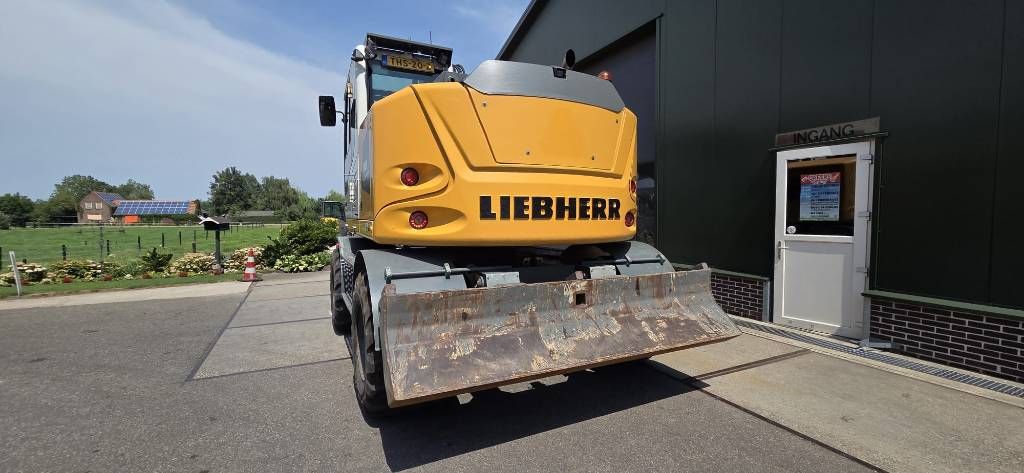 Liebherr A 918 Compact Litronic