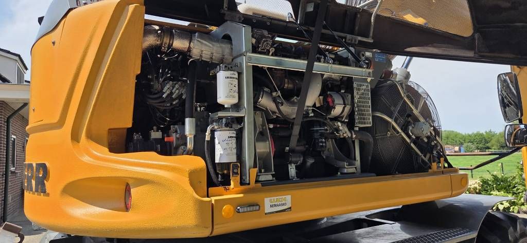 Liebherr A 918 Compact Litronic