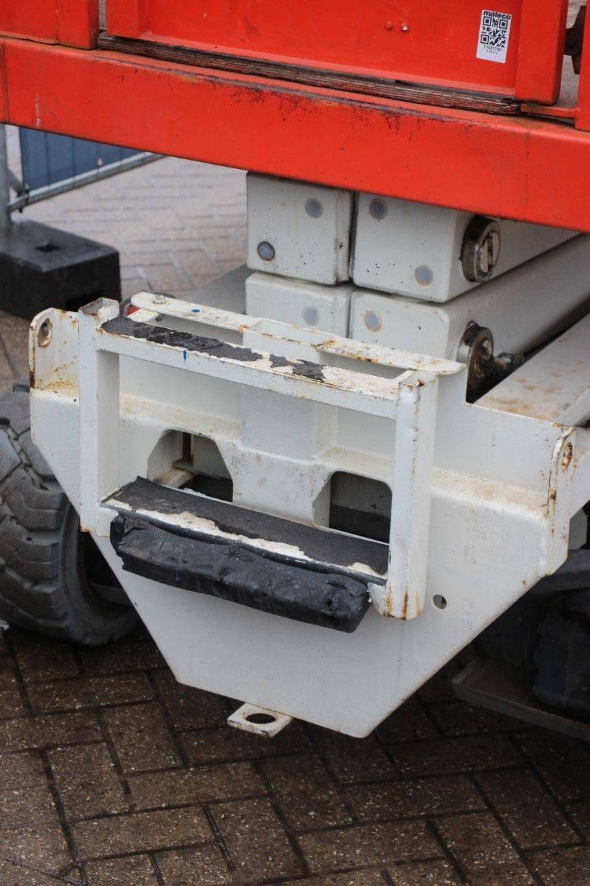 Scissor lift Holland Lift MONOSTAR V-SAEL14 Electric 8.4m 2015