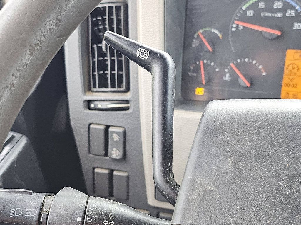 VOLVO FL 250.12