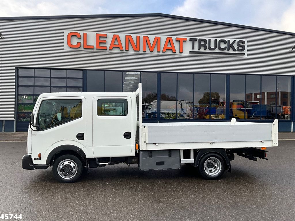 Nissan Cabstar 45.14 kipper 7 zitplaatsen Manual Just 101.549 km!
