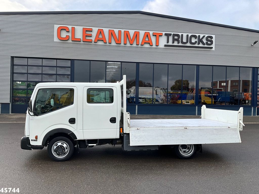 Nissan Cabstar 45.14 kipper 7 zitplaatsen Manual Just 101.549 km!