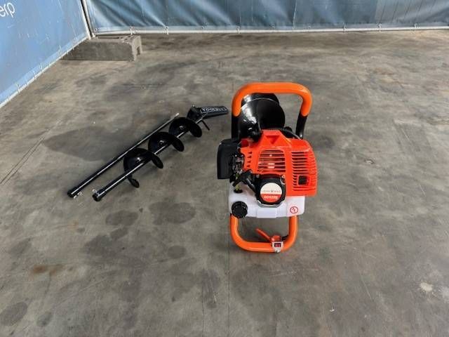 Lican Wild Earth Auger/Soil Drill Petrol 2024 New in box