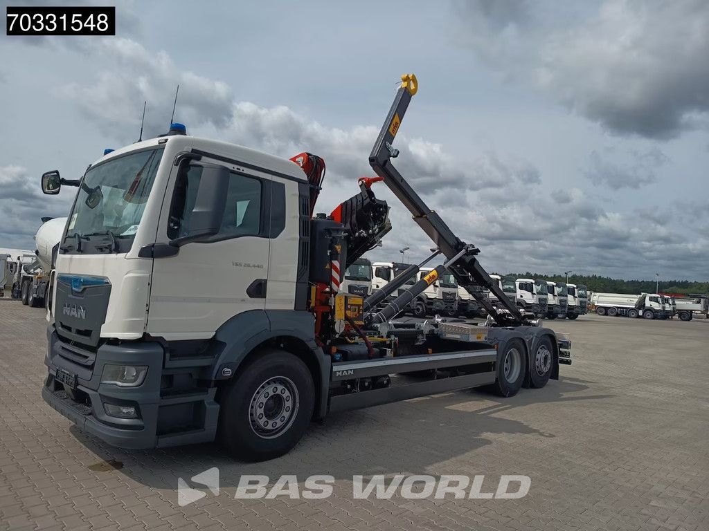 MAN TGS TGS 26.440 6X2 NEW! FASSI F235A.0.25 Crane Kran + HYVA 20-57-S Lift + Steering axle Euro 6
