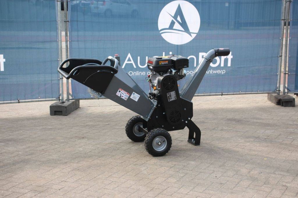 Neu: Loncin SPWC100 Benzin-Holzhäcksler