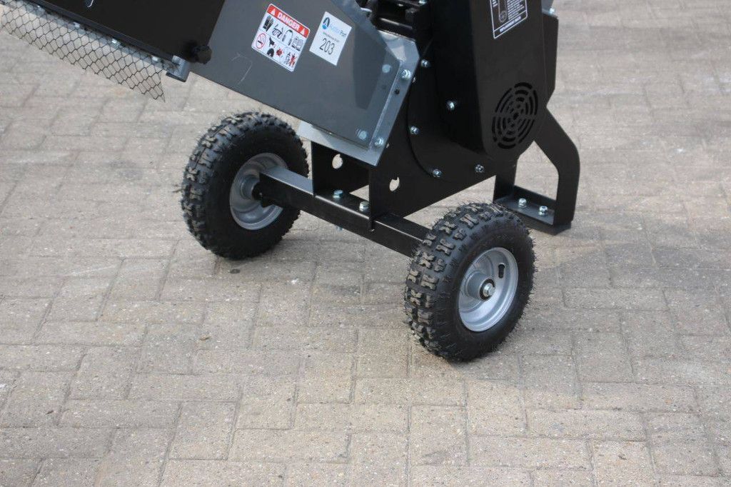 Neu: Loncin SPWC100 Benzin-Holzhäcksler