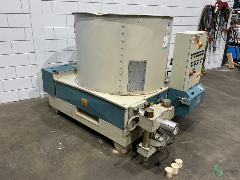 Briquetting presses Comafer 1996