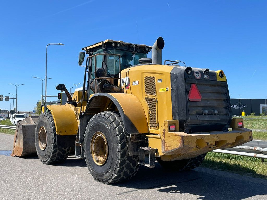 Caterpillar 966M