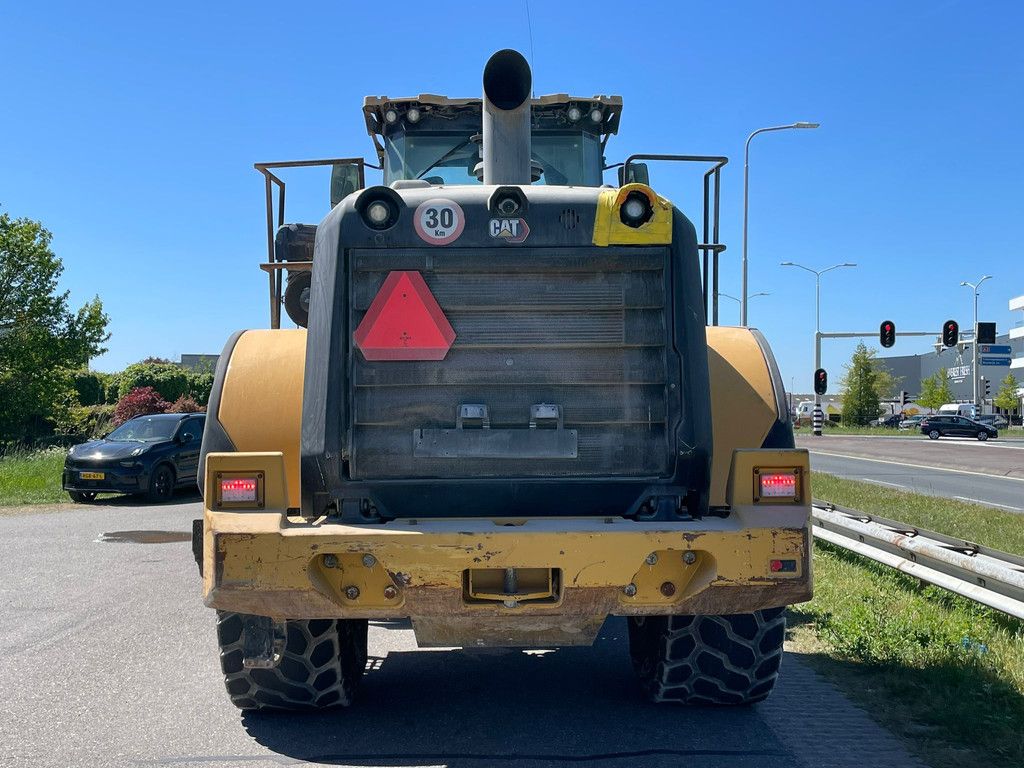 Caterpillar 966M