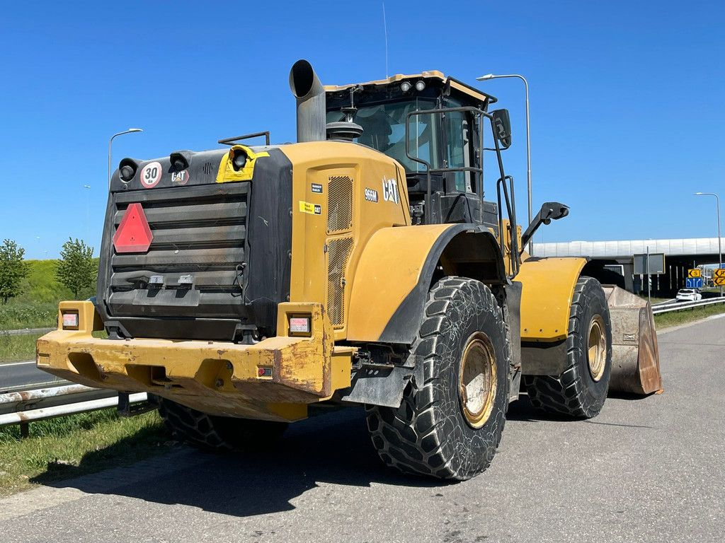 Caterpillar 966M
